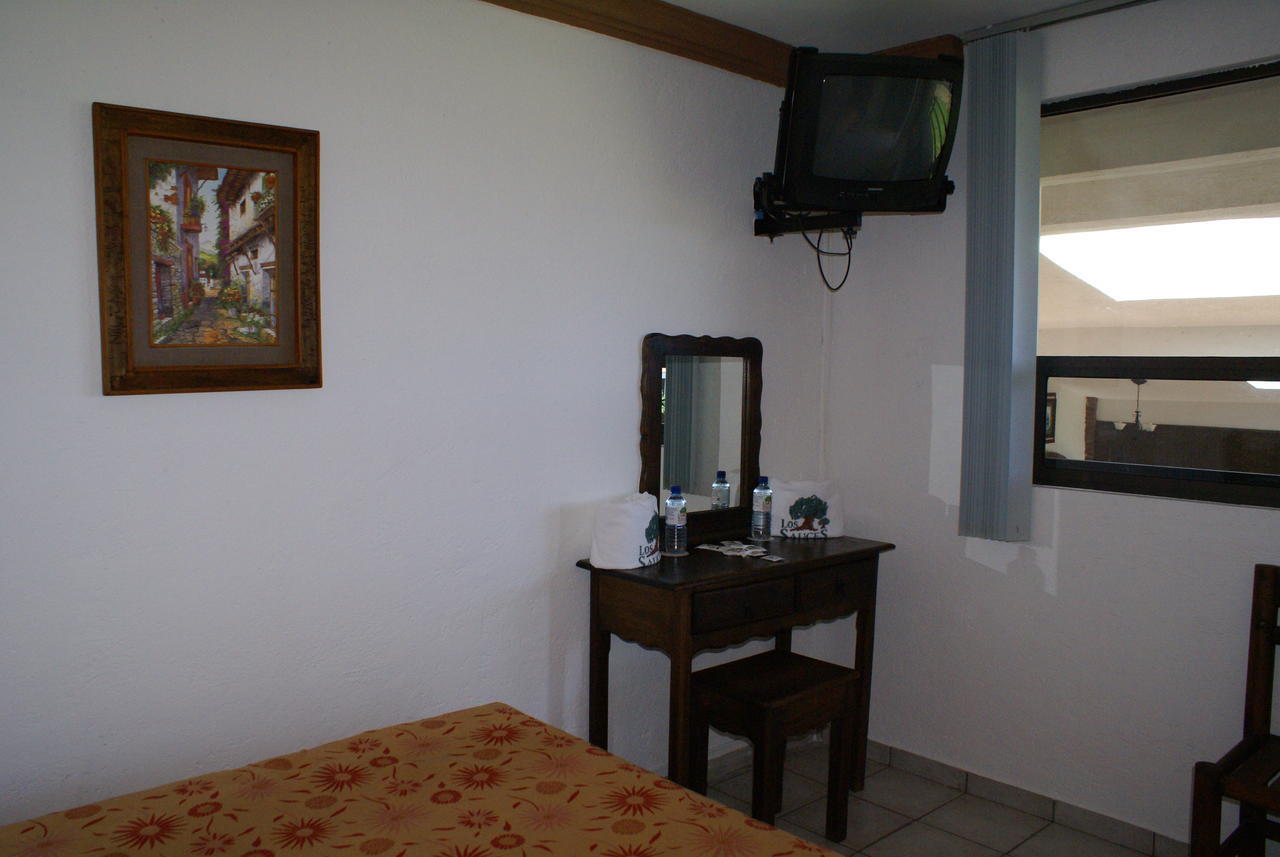 Hotel Los Sauces Villa Del Carbon Cameră foto