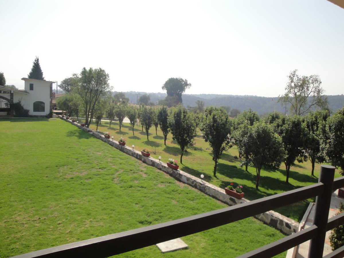 Hotel Los Sauces Villa Del Carbon Cameră foto